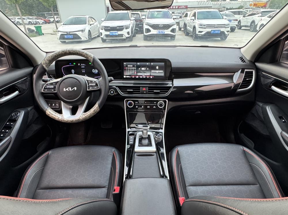 2023 car image #14