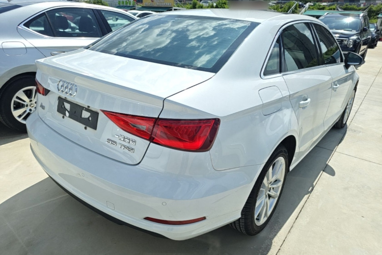 Audi A3 2015 car image #7