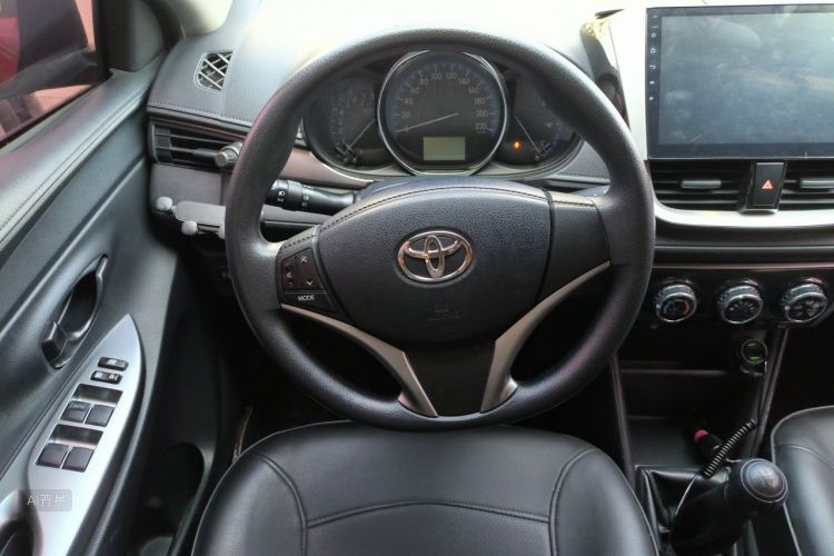 Toyota Vios 2017 immagine di auto #12