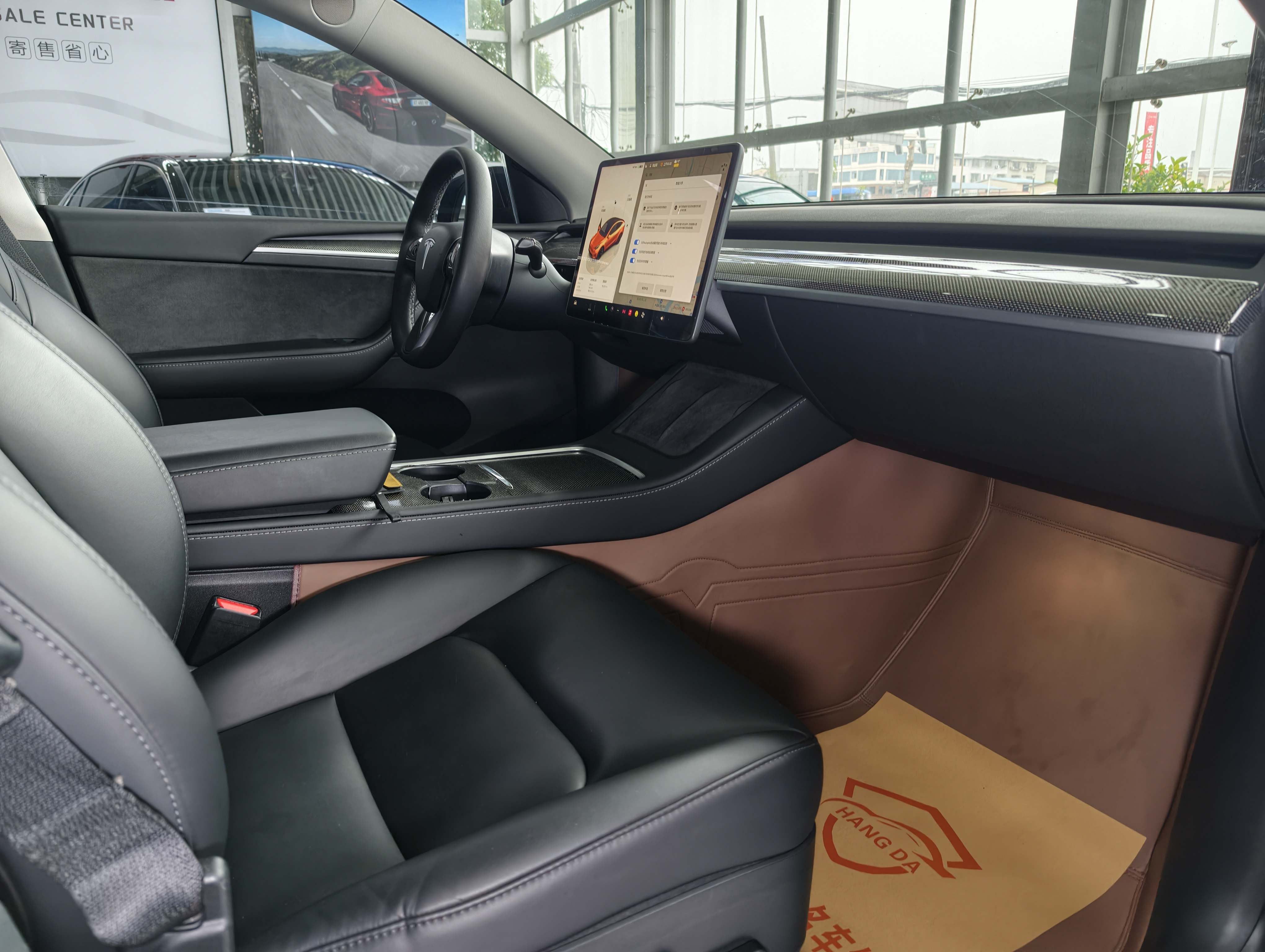 Tesla Model Y 2022 car image #11