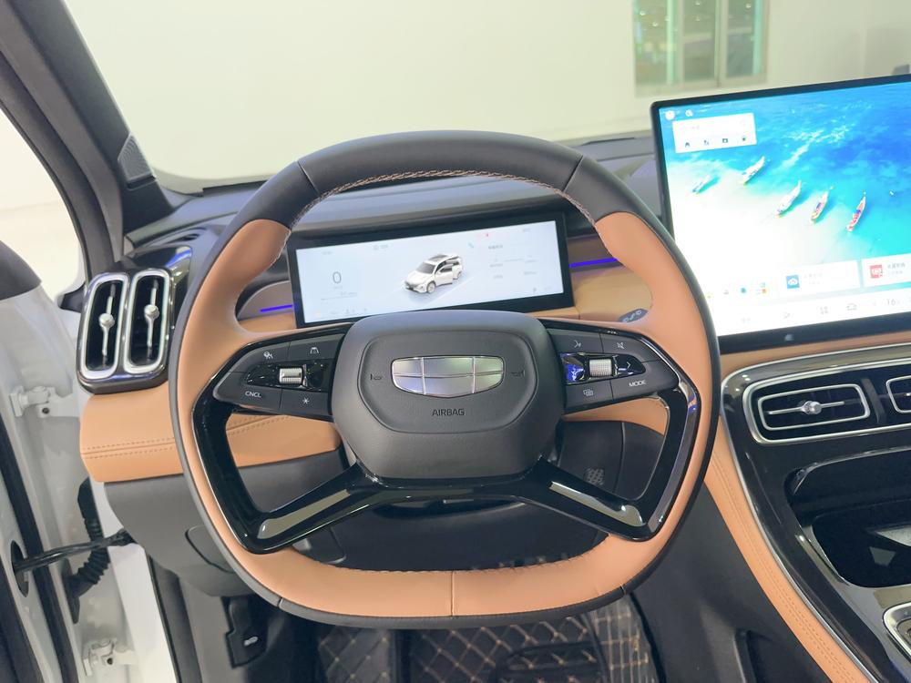 GEELY Boyue L 2025 car image #7