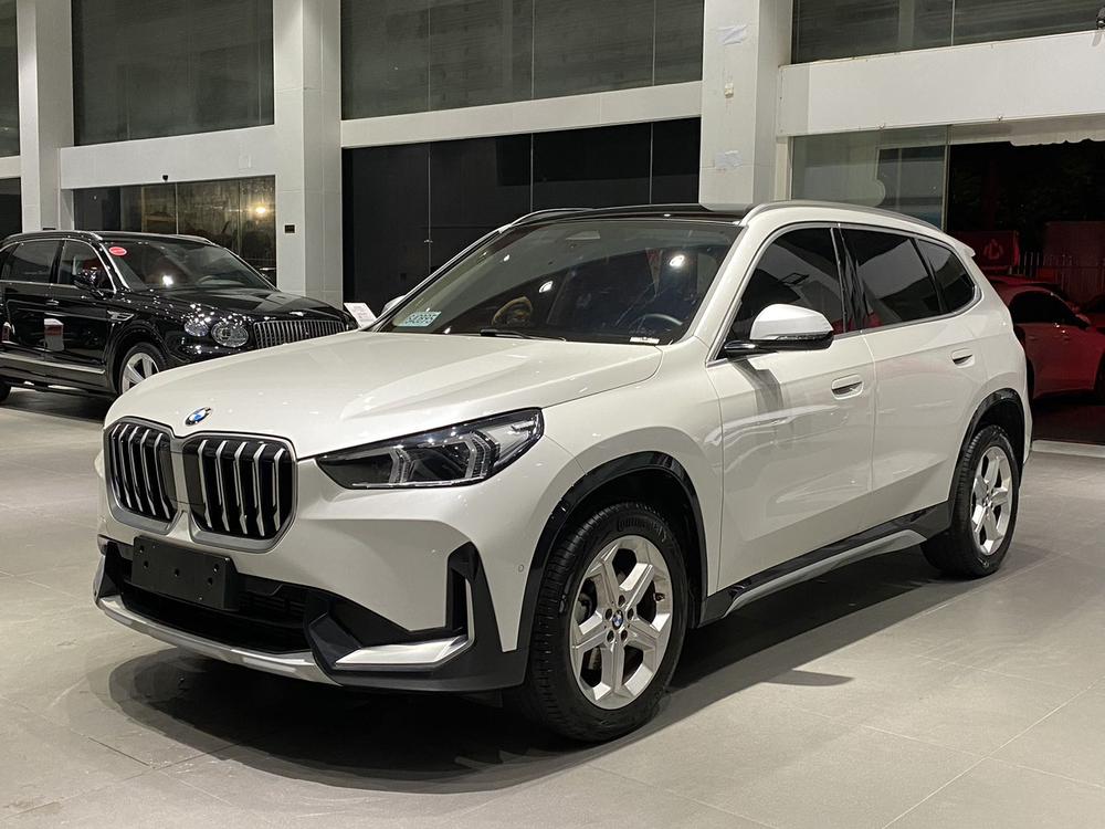 BMW X1 2023 car image 