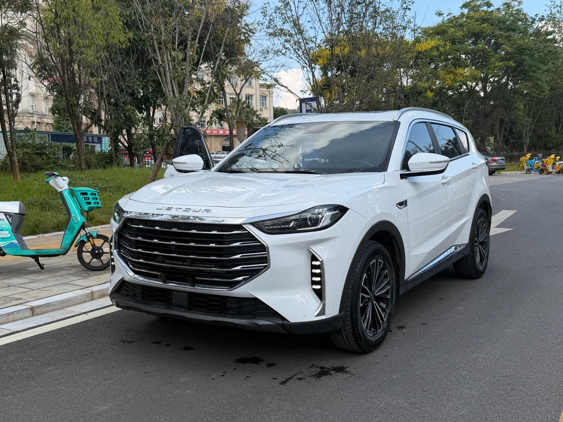 Jetour X70 PLUS 2022 Jetour X70 PLUS 2022 car image
