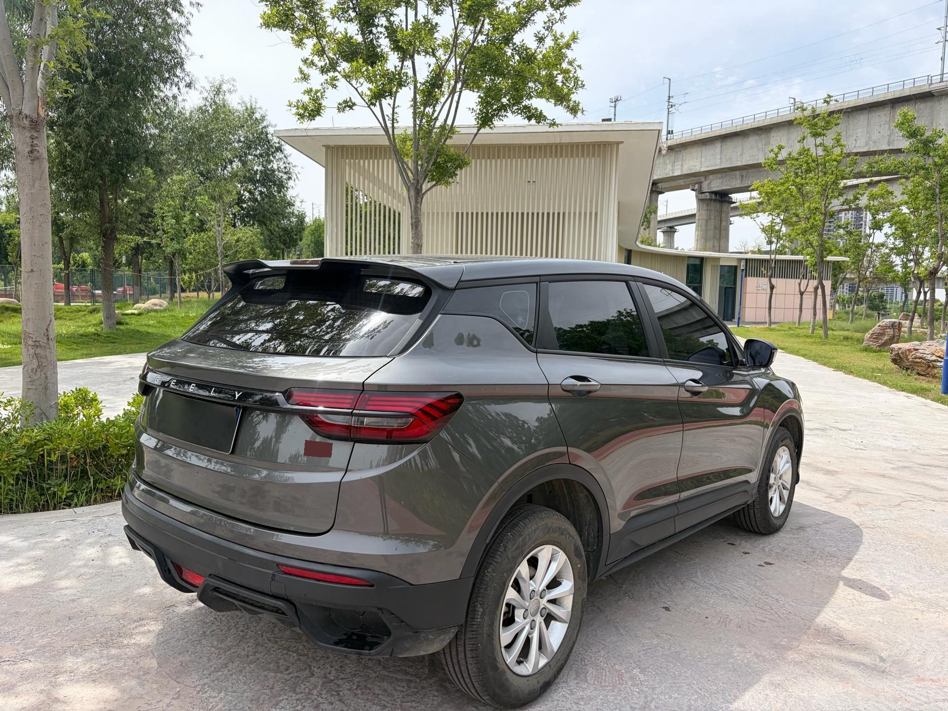 GEELY Coolray 2025 #4 GEELY Coolray 2025 car image #4