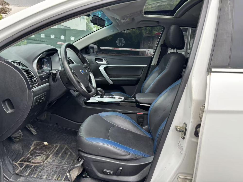 GEELY Emgrand New Energy 2017 car image #11