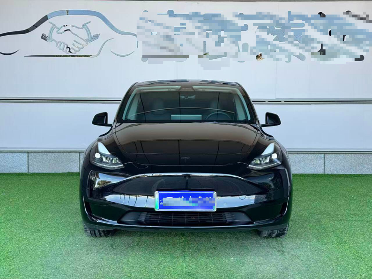 Tesla Model Y 2023 #4 Tesla Model Y 2023 car image #4