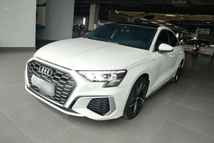 Audi A3 2021 car image #2