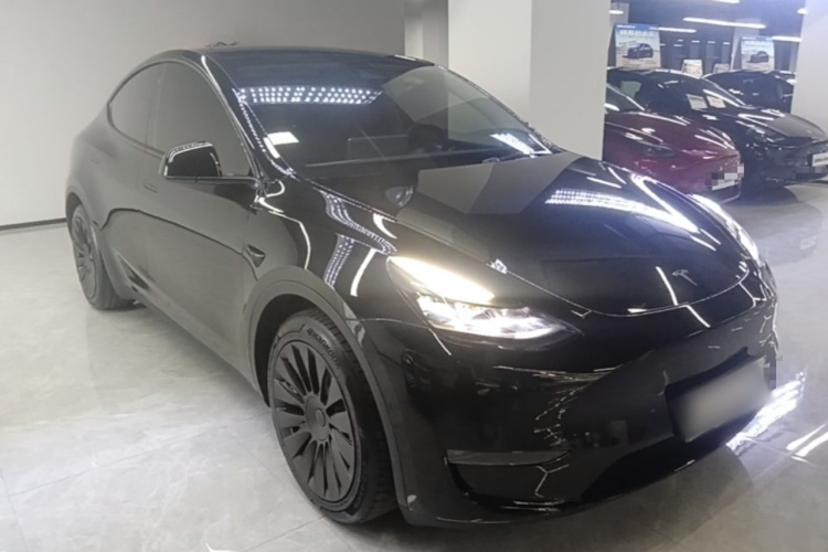 Tesla Model Y 2021 #4 Tesla Model Y 2021 immagine di auto #4