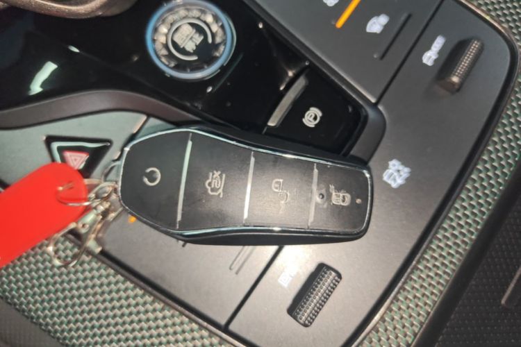 BYD Han 2022 car image #9