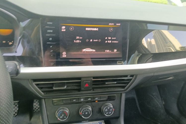 Volkswagen Lavida 2021 car image #13