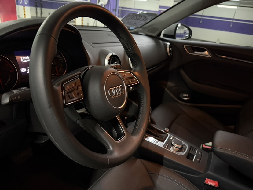 Audi A3 2019 car image #4