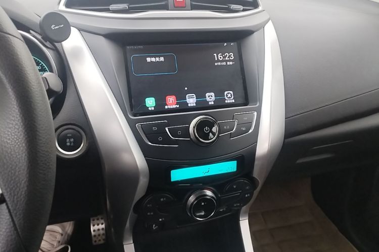BYD Yuan 2017 #17 BYD Yuan 2017 car image #17