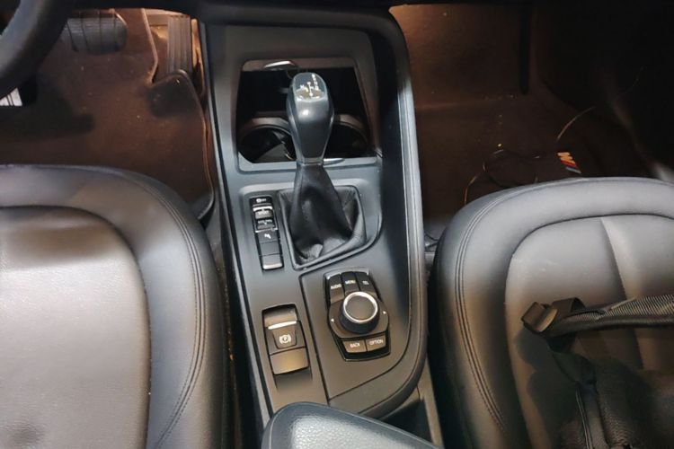 BMW X1 2017 #14 BMW X1 2017 car image #14