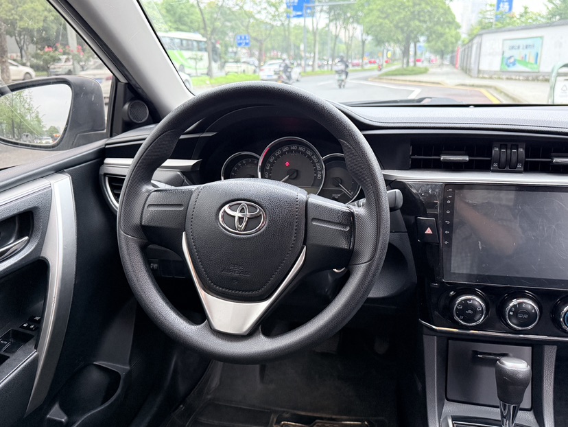Toyota Corolla 2017 #11 Toyota Corolla 2017 car image #11