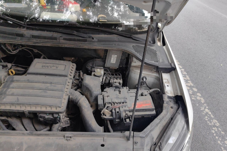 Volkswagen Santana 2017 car image #29