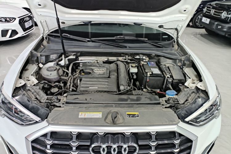 Audi Q3 2020 #20 Audi Q3 2020 car image #20