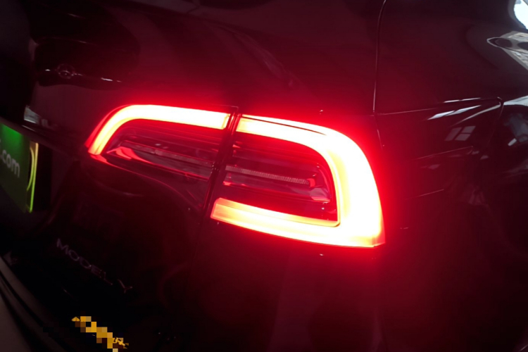 Tesla Model Y 2021 #8 Tesla Model Y 2021 car image #8