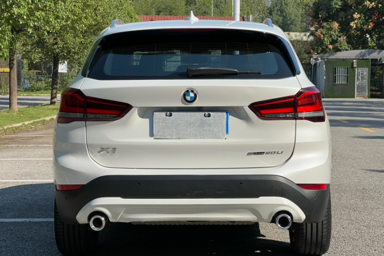 BMW X1 2021 car image #9