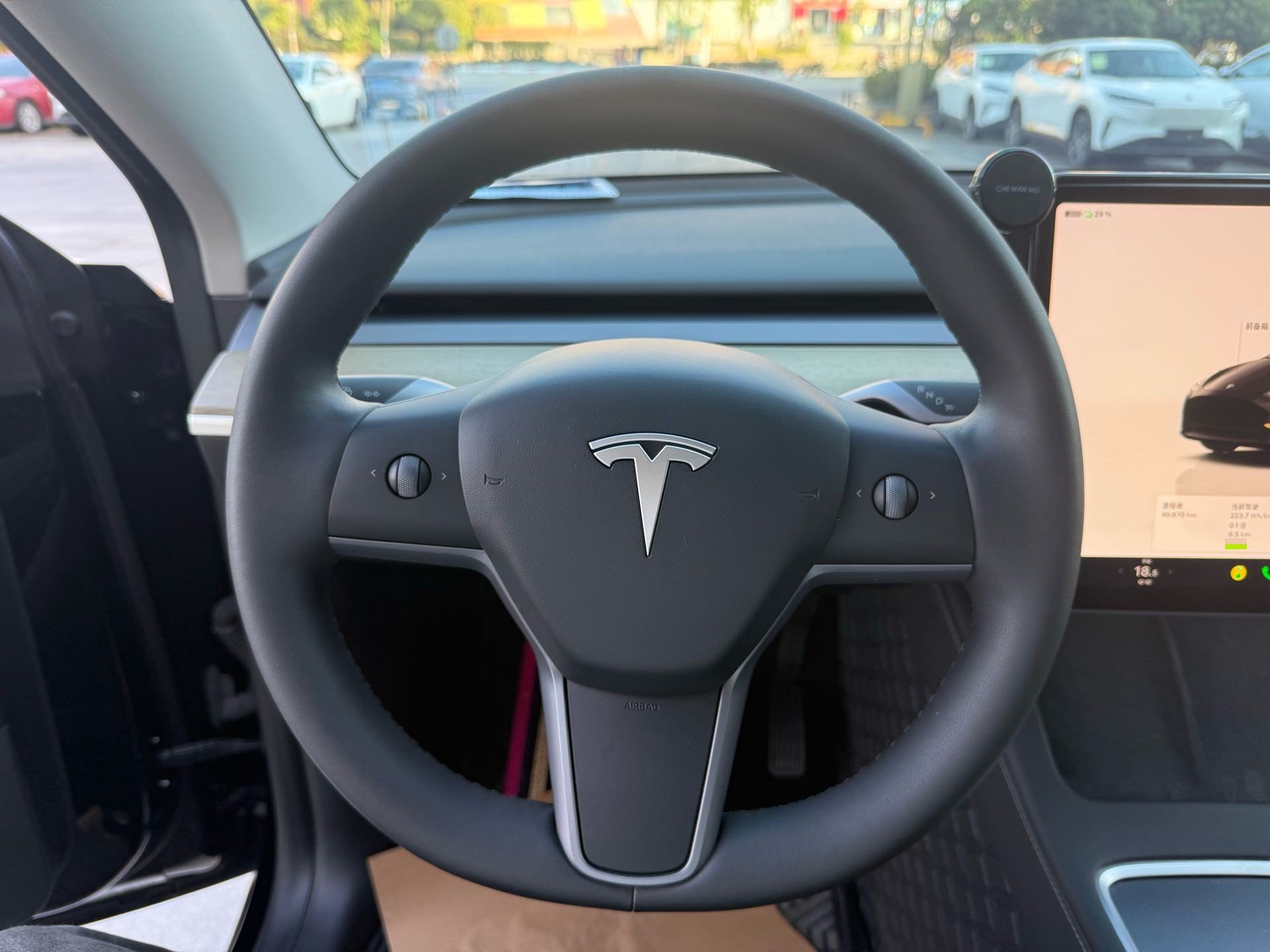 Tesla Model Y 2023 #10 Tesla Model Y 2023 immagine di auto #10