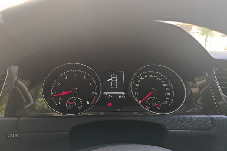 Volkswagen Golf 2019 #13 Volkswagen Golf 2019 car image #13
