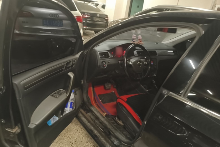 Volkswagen Santana 2019 immagine di auto #18