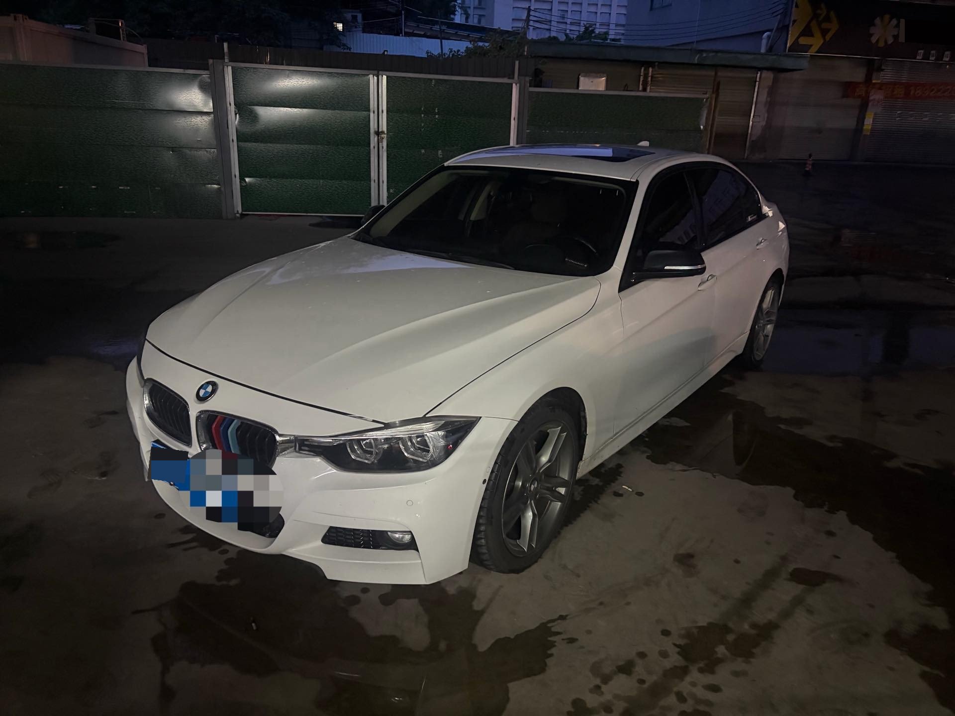 BMW 3 Series 2018 car image 