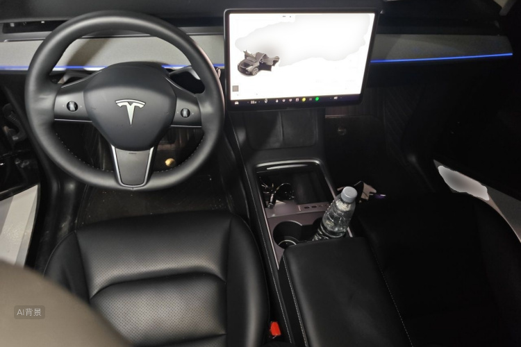 Tesla Model Y 2023 car image #11