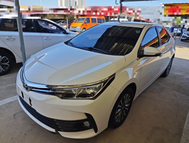 Toyota Corolla 2018 Toyota Corolla 2018 immagine di auto
