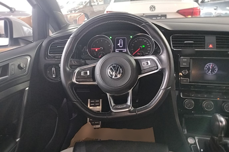 Volkswagen Golf 2018 #11 Volkswagen Golf 2018 car image #11