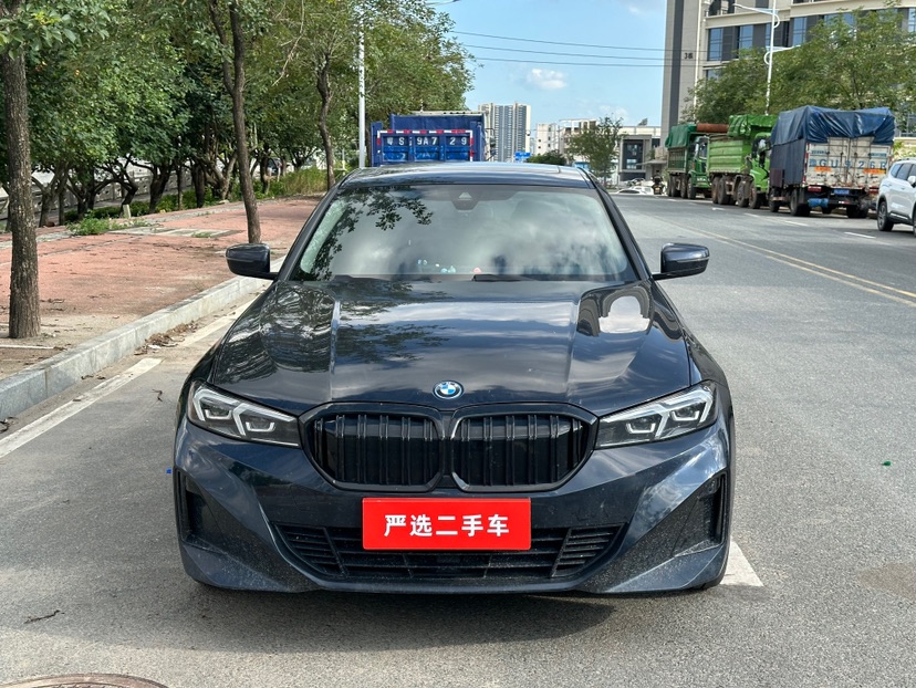 BMW i3 2025 car image #2