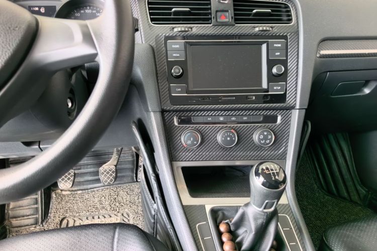 Volkswagen Golf 2017 #13 Volkswagen Golf 2017 car image #13