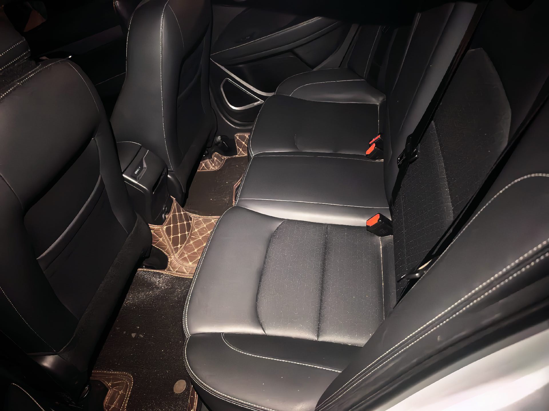 GEELY Emgrand 2020 car image #5