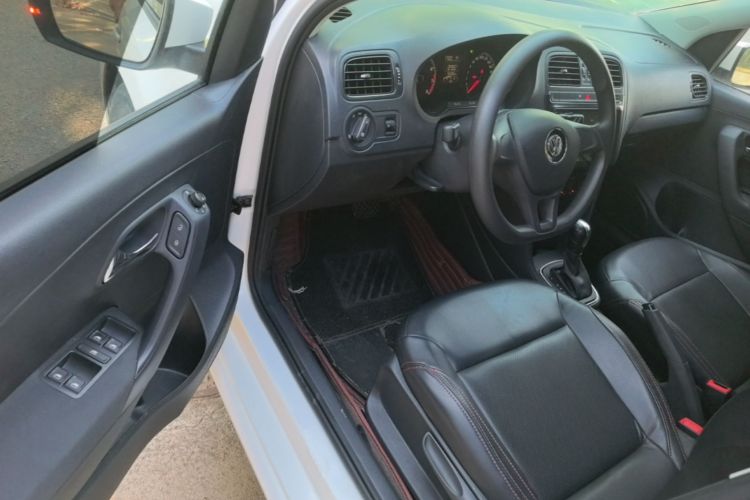 Volkswagen Polo 2018 #16 Volkswagen Polo 2018 car image #16