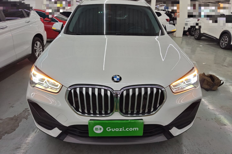 BMW X1 2019 #3 BMW X1 2019 car image #3