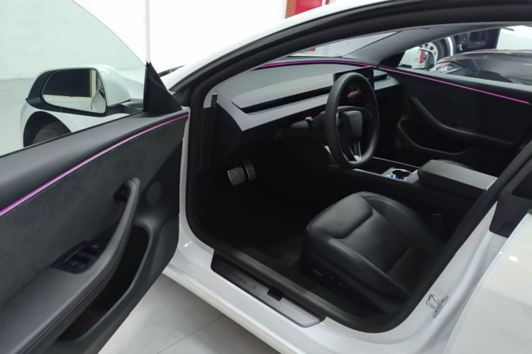 Tesla Model 3 2025 #16 Tesla Model 3 2025 immagine di auto #16