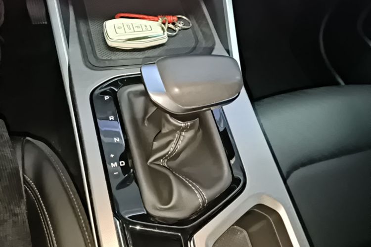 GEELY Emgrand 2022 #14 GEELY Emgrand 2022 car image #14