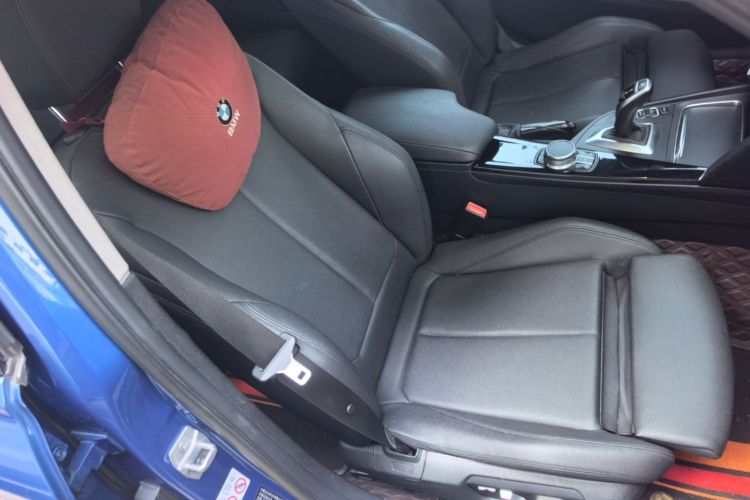 BMW 3 Series 2018 #20 BMW 3 Series 2018 car image #20