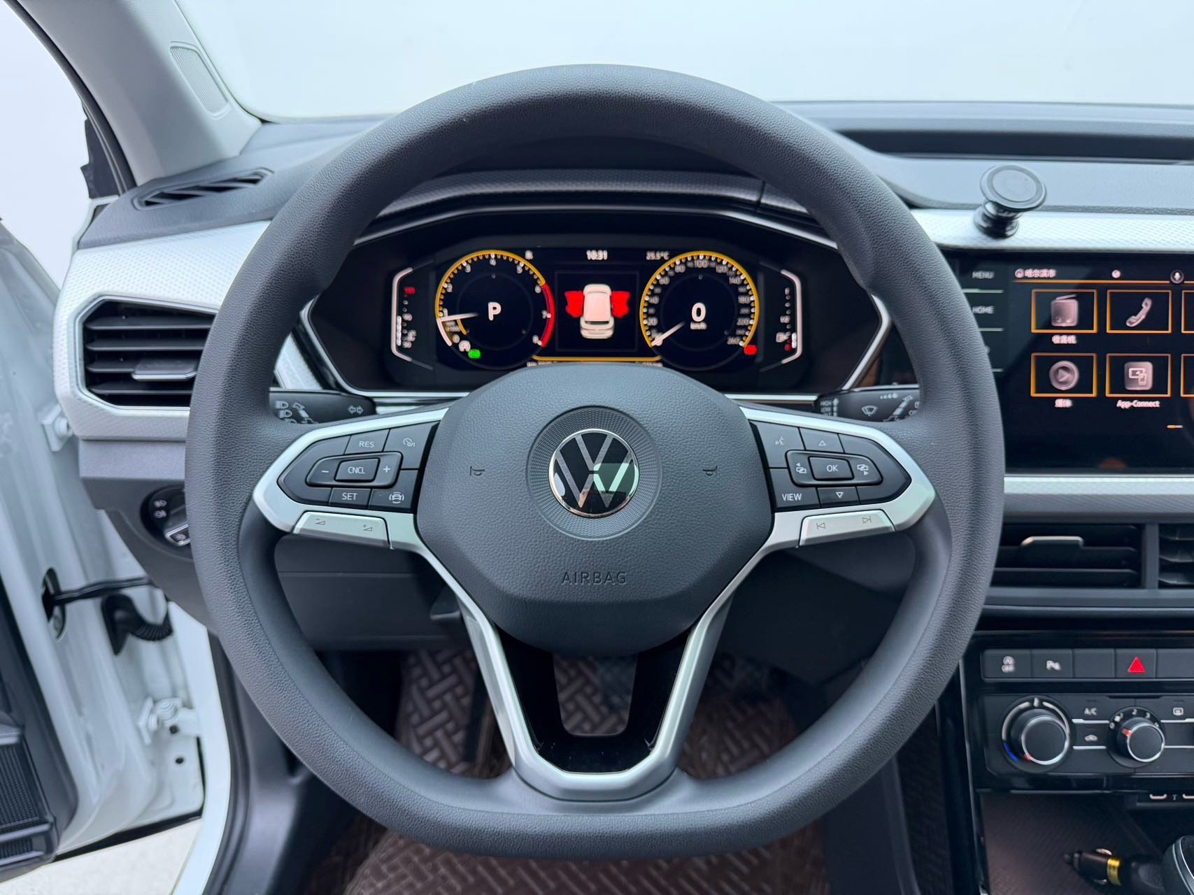 Volkswagen Tacqua 2022 #6 Volkswagen Tacqua 2022 car image #6