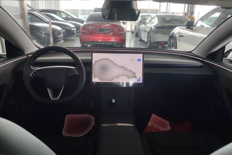 Tesla Model 3 2026 car image #10