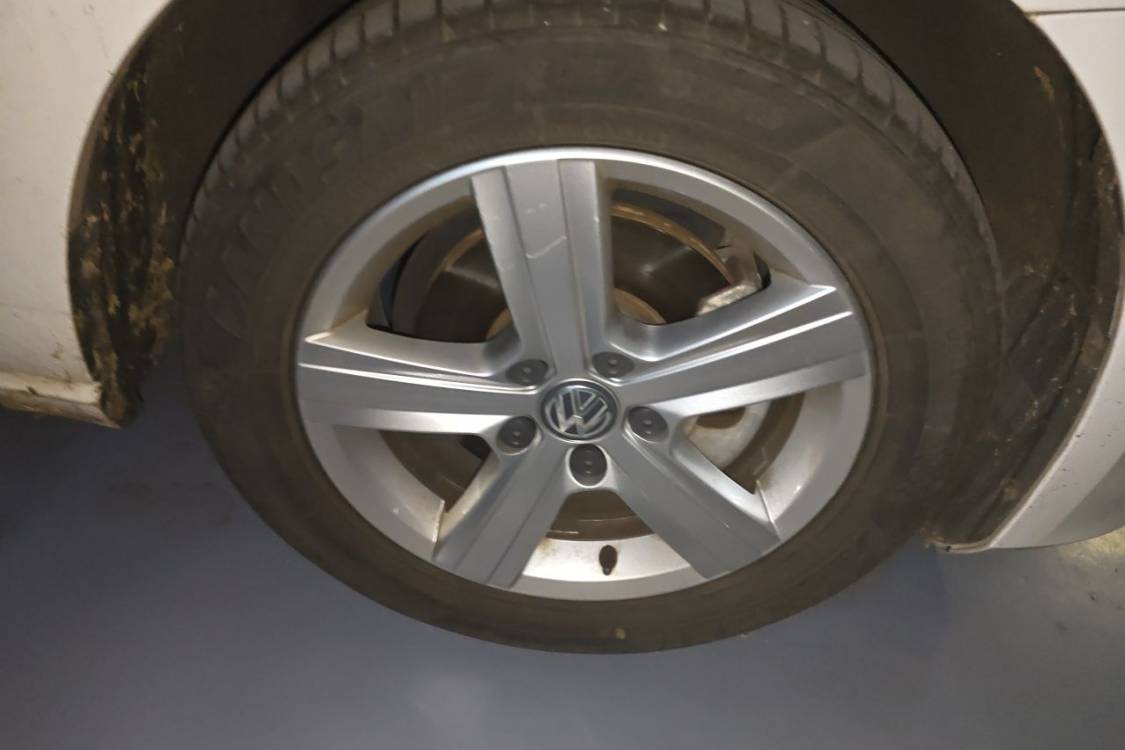 Volkswagen Golf 2016 car image #9