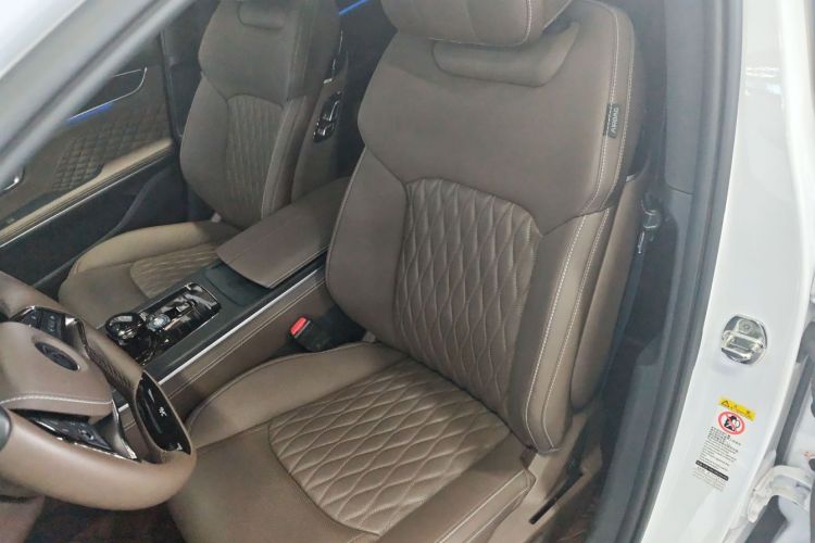 BYD Han 2023 car image #13