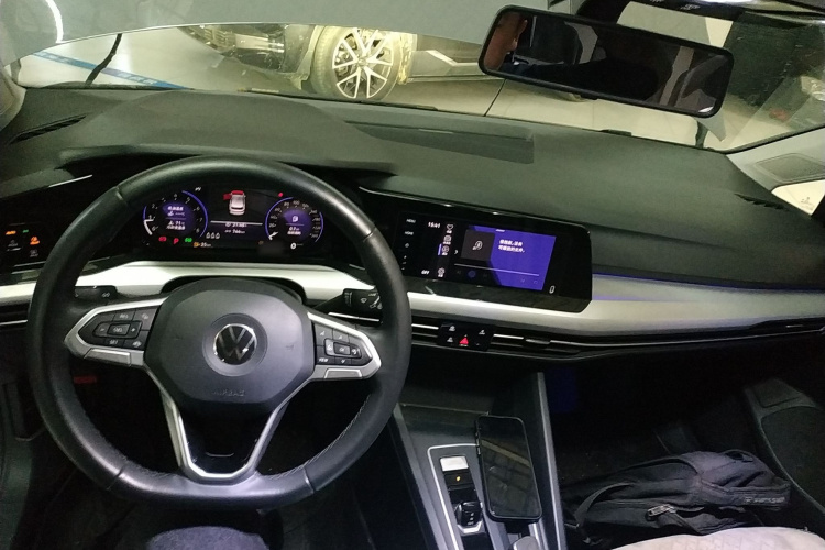 Volkswagen Golf 2022 imagem de carro #10