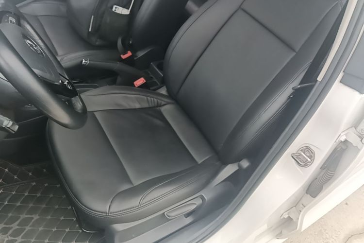 Volkswagen Polo 2017 #15 Volkswagen Polo 2017 car image #15