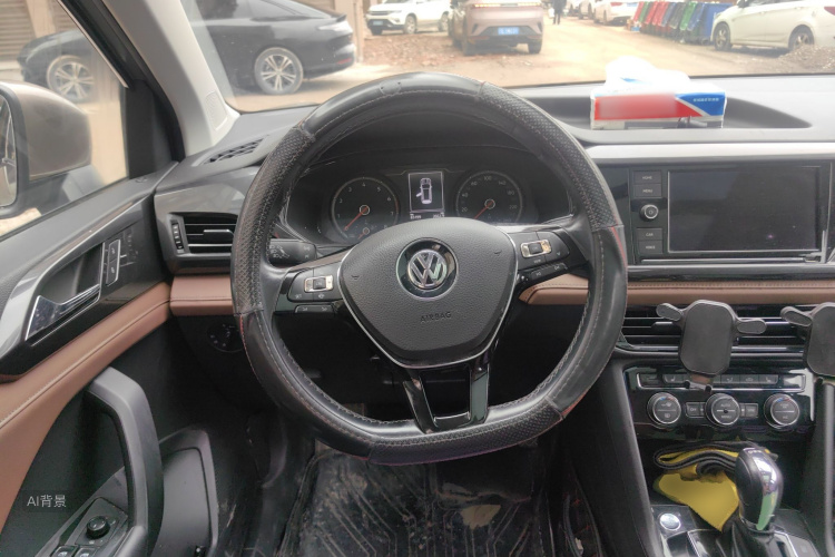 Volkswagen Tharu 2019 immagine di auto #12