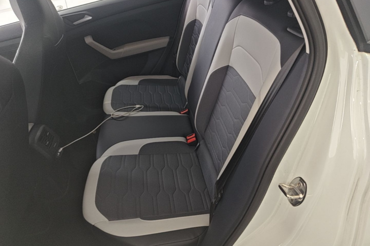 Volkswagen Tharu 2024 car image #17