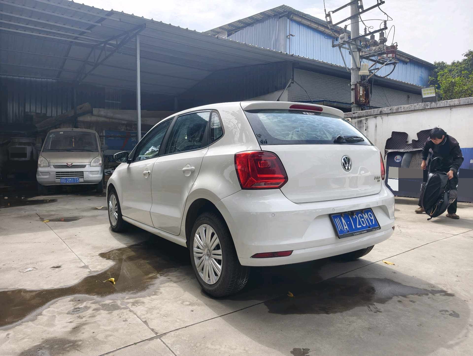 Volkswagen Polo 2016 car image #5