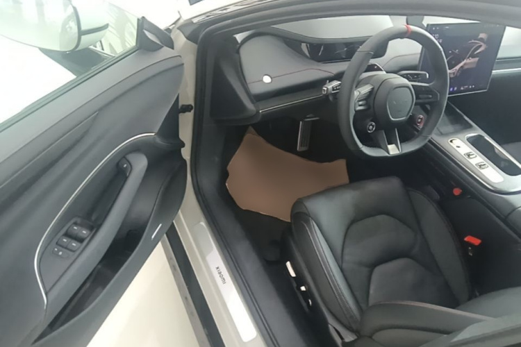 MI SU7 2025 изображение автомобиля #18