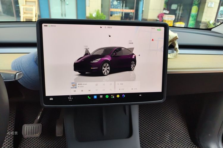 Tesla Model Y 2023 #15 Tesla Model Y 2023 car image #15