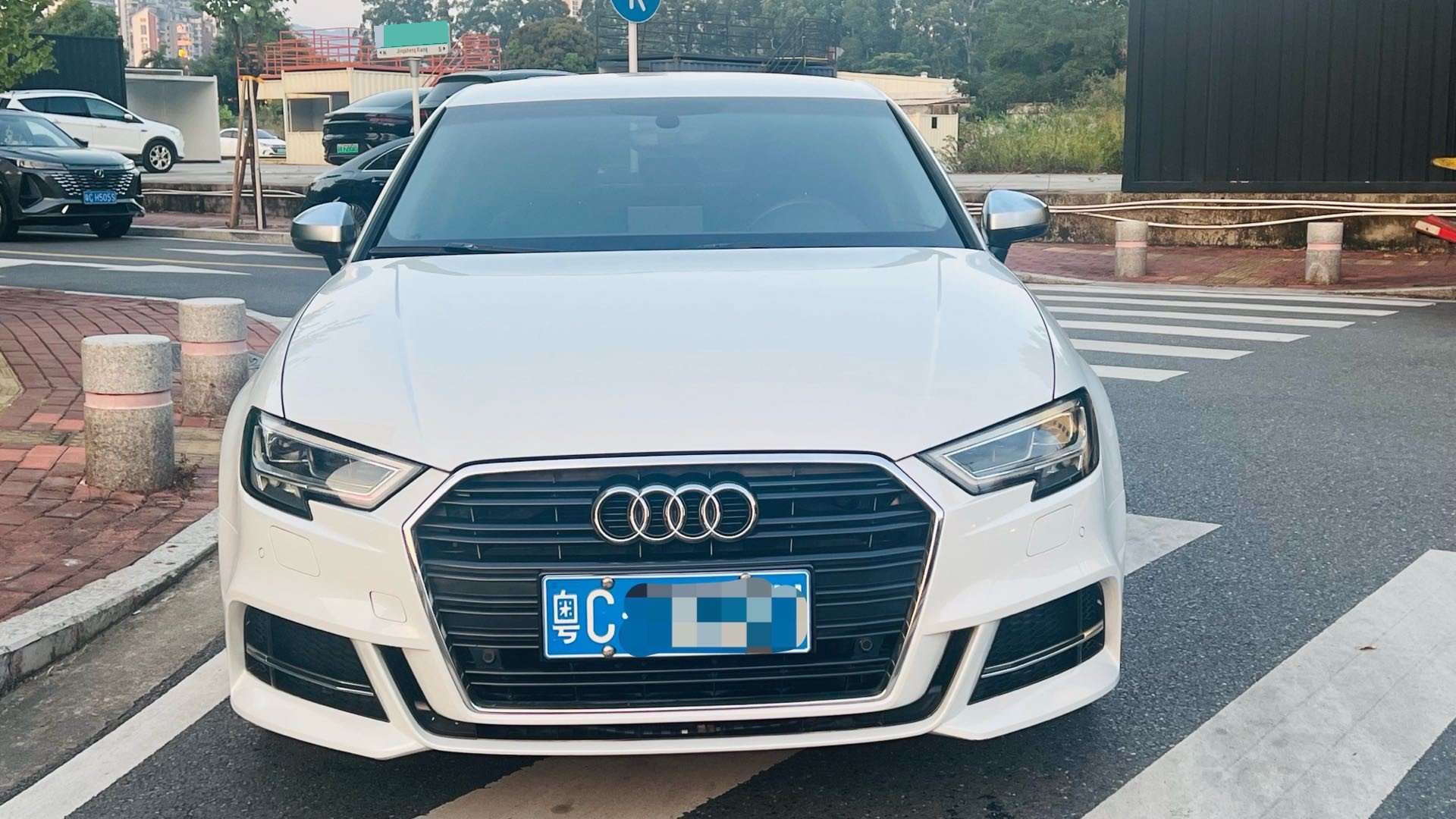2017 image de voiture #2