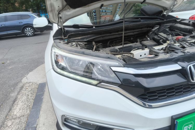 Honda CR-V 2016 изображение автомобиля #8
